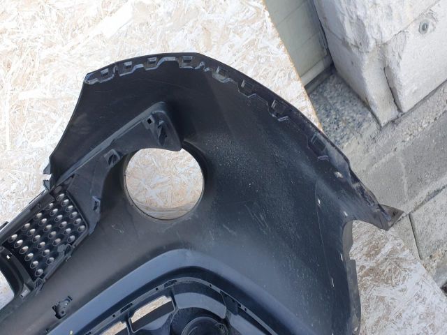 bontott NISSAN JUKE Első Lökhárító (Részeivel)