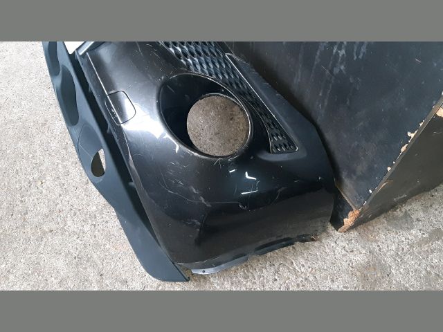 bontott NISSAN JUKE Első Lökhárító (Üresen)