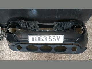 bontott NISSAN JUKE Első Lökhárító (Üresen)