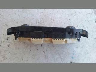 bontott NISSAN JUKE Fűtéskapcsoló (digit klímás)