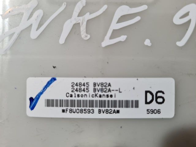 bontott NISSAN JUKE Fűtéskapcsoló