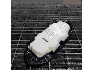 bontott NISSAN JUKE Fűtéskapcsoló