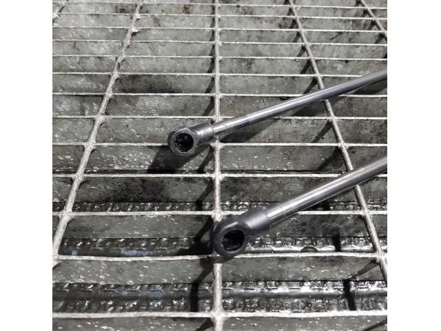 bontott NISSAN JUKE Gázrugós Kitámasztó Teleszkóp Csomagtérajtó (Pozíciófüggetlen)