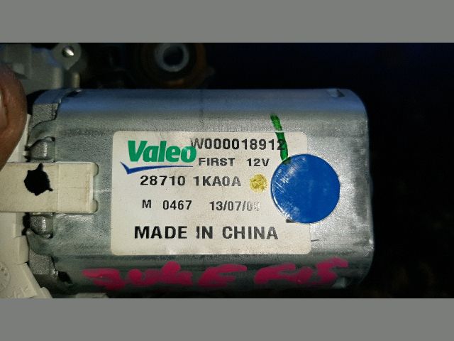 bontott NISSAN JUKE Hátsó Ablaktörlő Motor