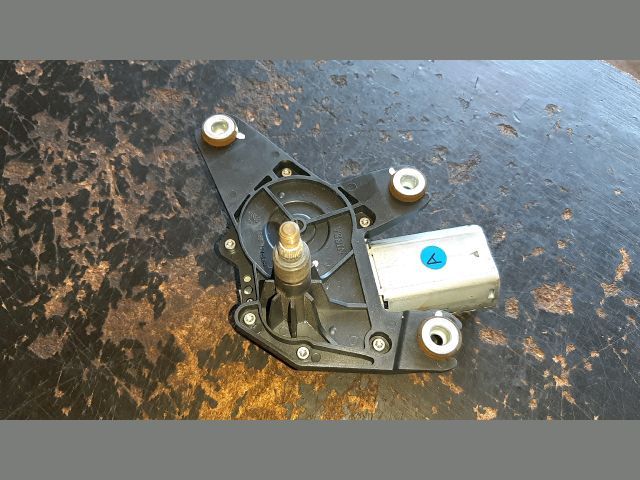 bontott NISSAN JUKE Hátsó Ablaktörlő Motor