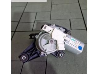 bontott NISSAN JUKE Hátsó Ablaktörlő Motor