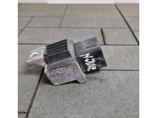 bontott NISSAN JUKE Izzító Relé