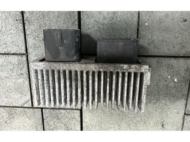 bontott NISSAN JUKE Izzító Relé