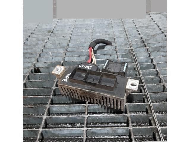 bontott NISSAN JUKE Izzító Relé