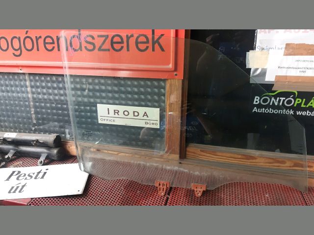 bontott NISSAN JUKE Jobb első Ablak