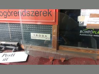 bontott NISSAN JUKE Jobb első Ablak