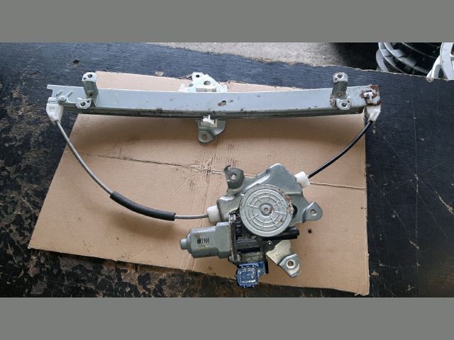 bontott NISSAN JUKE Jobb első Ablakemelő Szerkezet (Elektromos)