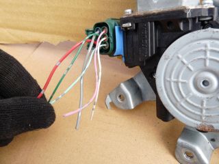 bontott NISSAN JUKE Jobb első Ablakemelő Szerkezet (Elektromos)