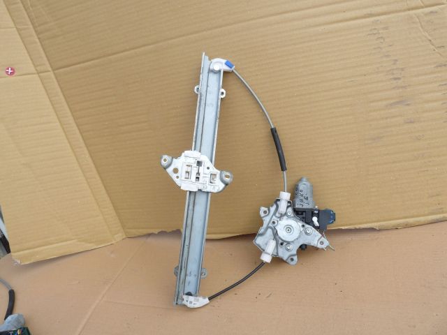 bontott NISSAN JUKE Jobb első Ablakemelő Szerkezet (Elektromos)