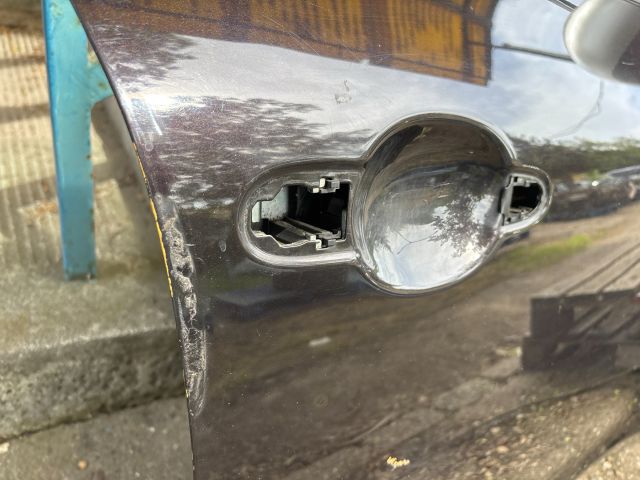 bontott NISSAN JUKE Jobb első Ajtó (Részeivel)