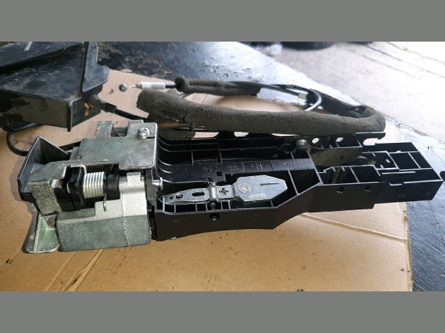 bontott NISSAN JUKE Jobb első Ajtózár