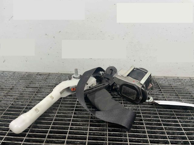 bontott NISSAN JUKE Jobb első Biztonsági Öv