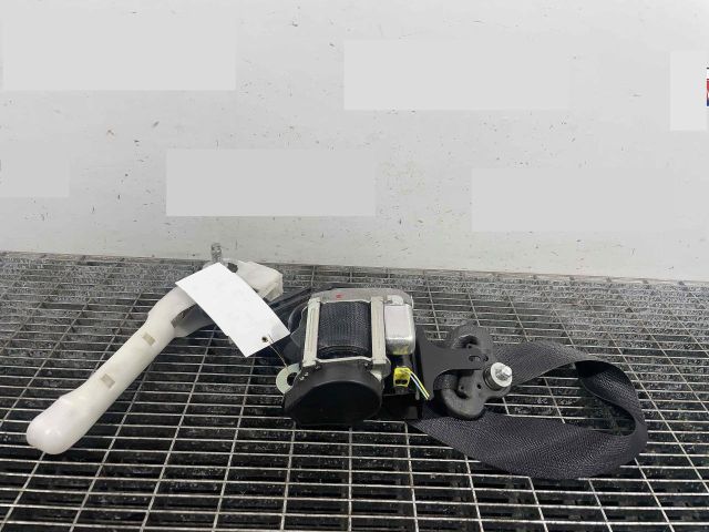 bontott NISSAN JUKE Jobb első Biztonsági Öv