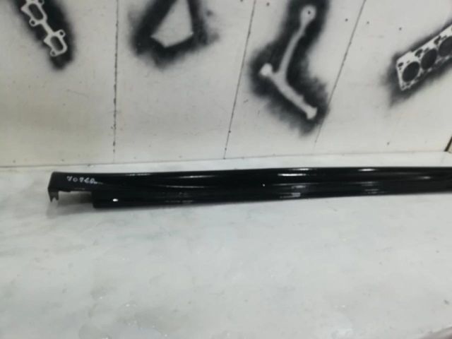 bontott NISSAN JUKE Jobb első Küszöb Díszléc