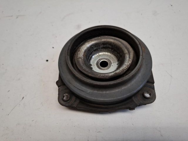 bontott NISSAN JUKE Jobb első Toronycsapágy