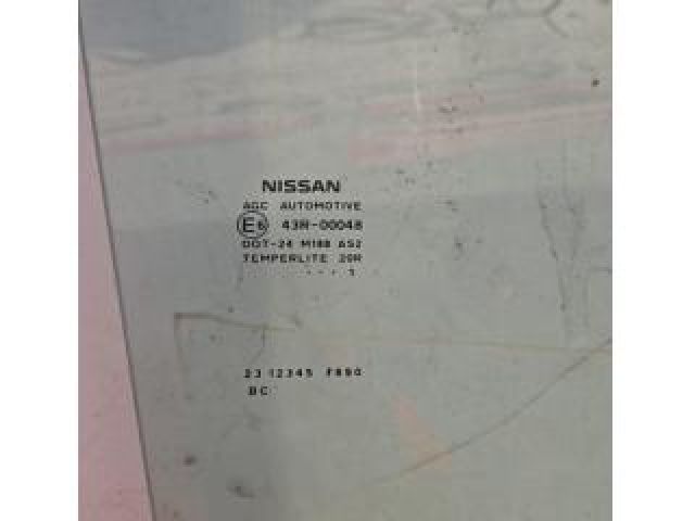 bontott NISSAN JUKE Jobb hátsó Ablak