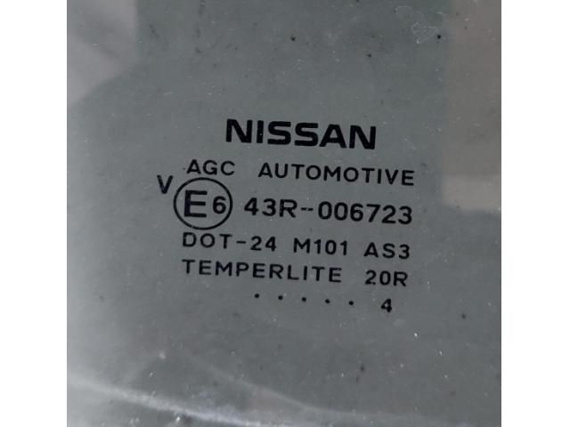 bontott NISSAN JUKE Jobb hátsó Ablak