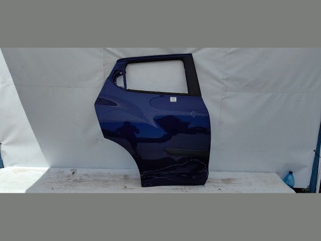 bontott NISSAN JUKE Jobb hátsó Ajtó (Üres lemez)