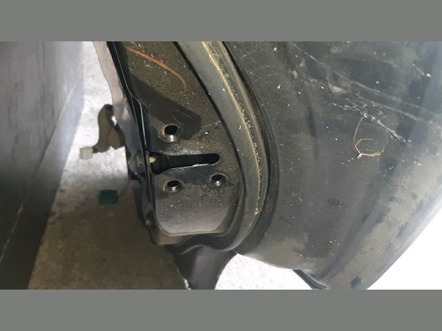 bontott NISSAN JUKE Jobb hátsó Ajtó (Üres lemez)