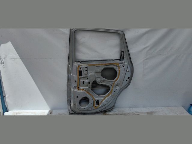 bontott NISSAN JUKE Jobb hátsó Ajtó (Üres lemez)