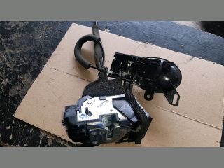 bontott NISSAN JUKE Jobb hátsó Ajtózár