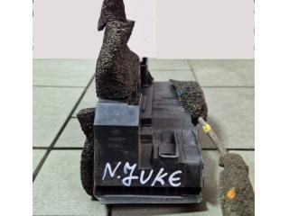 bontott NISSAN JUKE Jobb hátsó Ajtózár