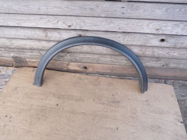 bontott NISSAN JUKE Jobb hátsó Sárvédő Díszléc