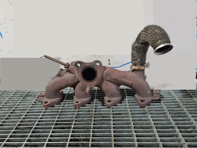 bontott NISSAN JUKE Kipufogó Közösítő