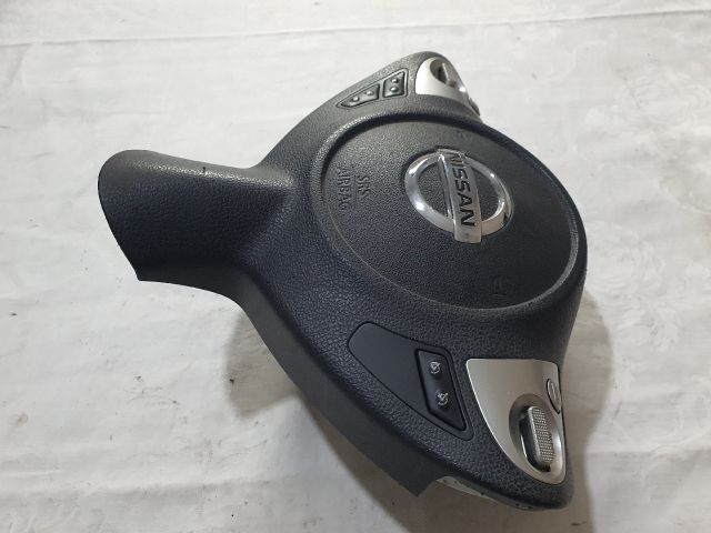 bontott NISSAN JUKE Kormánylégzsák