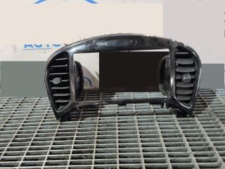 bontott NISSAN JUKE Középső Szellőző