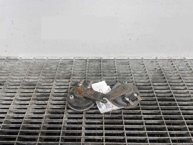 bontott NISSAN JUKE Kürt