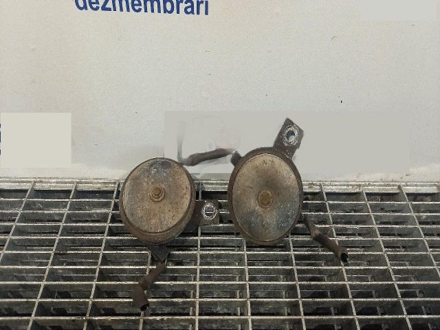 bontott NISSAN JUKE Kürt