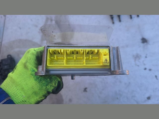 bontott NISSAN JUKE Légzsák Elektronika