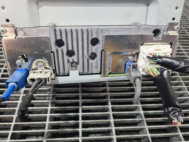 bontott NISSAN JUKE Navigációs Fejegység