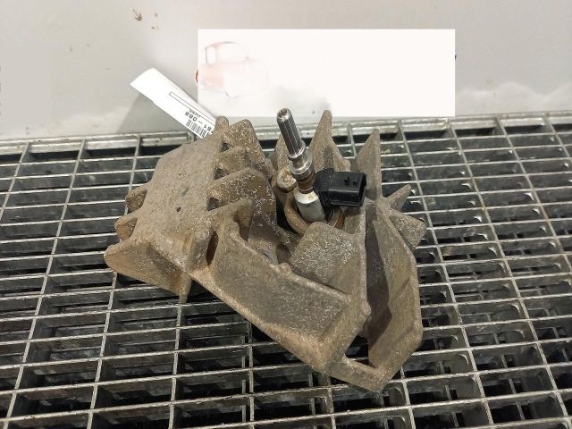 bontott NISSAN JUKE Porlasztó (1 db)