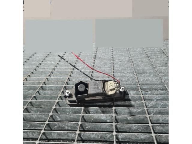 bontott NISSAN JUKE Pótféklámpa