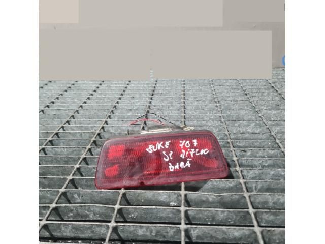 bontott NISSAN JUKE Pótféklámpa