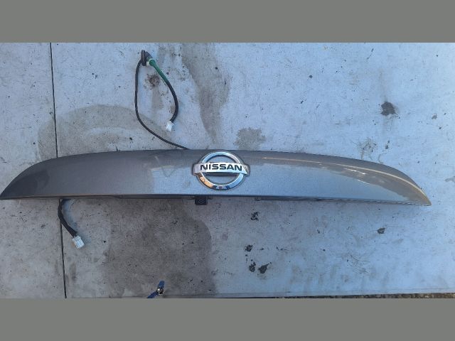 bontott NISSAN JUKE Rendszámtábla Világítás Keret