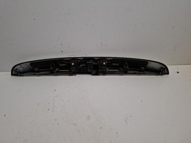 bontott NISSAN JUKE Rendszámtábla Világítás Keret