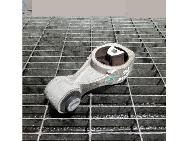 bontott NISSAN JUKE Tartó Bak