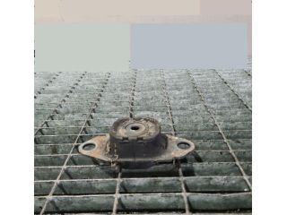 bontott NISSAN JUKE Tartó Bak