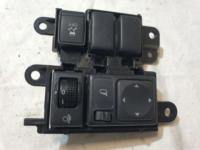 bontott NISSAN JUKE Tükör Kapcsoló