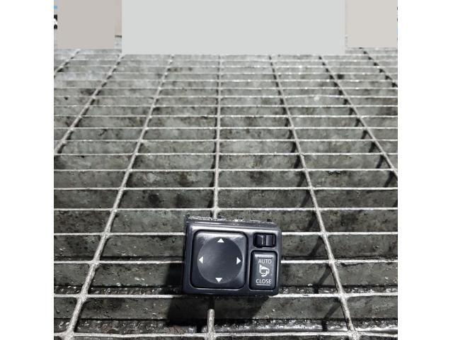 bontott NISSAN JUKE Tükör Kapcsoló