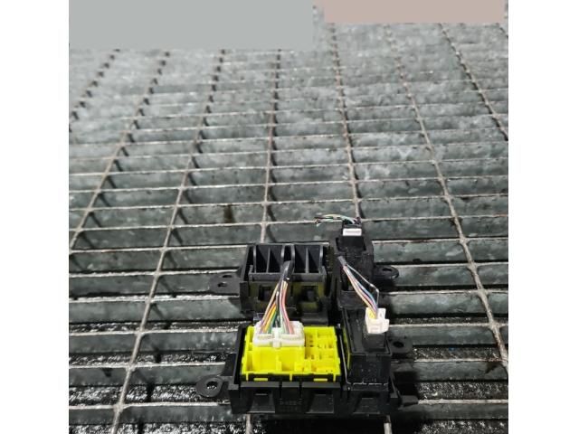 bontott NISSAN JUKE Tükör Kapcsoló