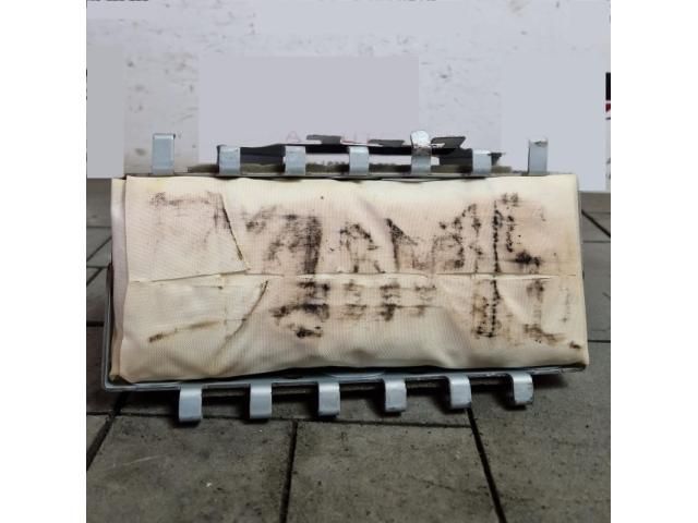 bontott NISSAN JUKE Utasoldali Légzsák